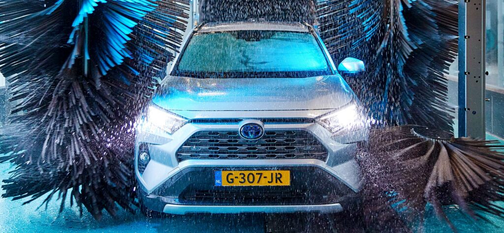Carwash met Autowasbon overal mogelijk Autowassen in de carwash met de autowasbon nóg aantrekkelijker en mogelijk in alle steden met een carwash aangesloten bij Autowasbon.